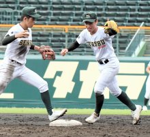 石井主将、痛み耐え懸命プレー　専大松戸　第１０３回全国高校野球