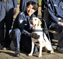 麻薬探知犬６００頭目を認定　成田・税関訓練センター　人懐っこい「イーシャ号」