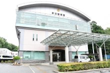 【速報】夫の頭や顔、モップで殴打　容疑で７８歳妻逮捕　重傷で入院の８４歳死亡　野田署