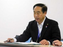 ＜山武市有地の砂ぼこり問題＞飛散防止液まき対策　市、７月上旬に住民説明会　土砂「気付いたら積み上がっていた」計画のずさんさ認める