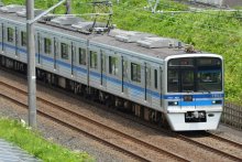 北総鉄道減収減益　値下げ後初決算、利用客１２％増　２３年３月期