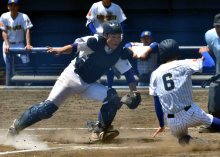 守備ほころぶ　千葉経大付　第７７回春季千葉県高校野球大会