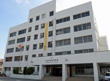船橋で車を海に転落させ、知人男性を殺害か　５４歳女を殺人容疑で逮捕