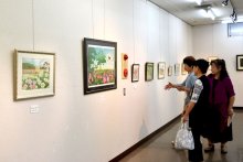 孔版画力作７５点ずらり　四街道市民ギャラリーで２２日まで