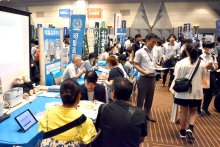 進学フェア千葉会場２日間延べ１万７０００人　受験生、入試向け情報収集