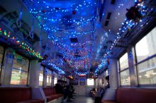 里山駆けるイルミ列車　小湊鉄道、沿線１０駅も飾り付け