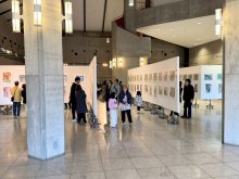 こども県展後期開幕　力作ずらり、親子ら笑顔　千葉県立美術館