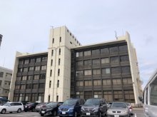 青葉の森公園で男性殴り、止めようとした男性の妻も殴る　強盗傷害などの疑いで男を再逮捕　別の男性を傘で殴打した容疑も