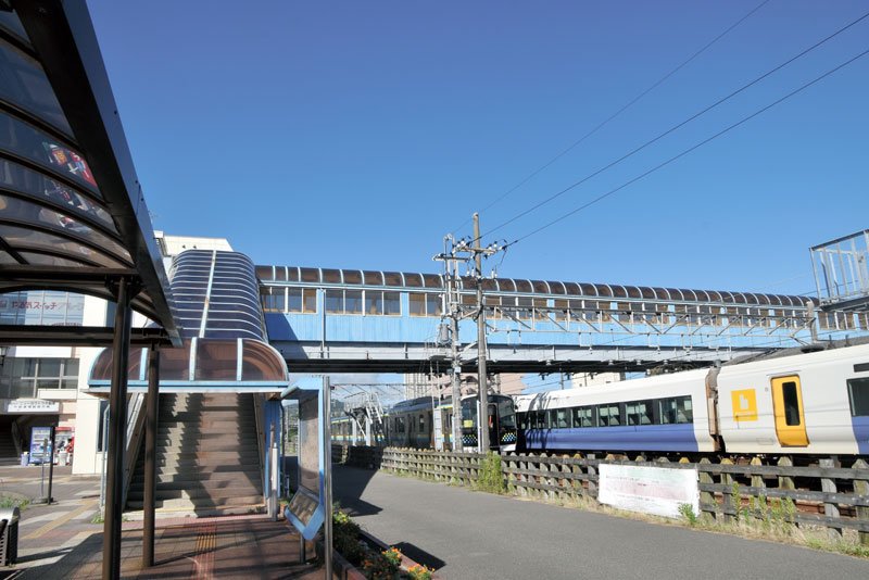 内房線と外房線の接続駅のＪＲ安房鴨川駅＝２８日、鴨川市
