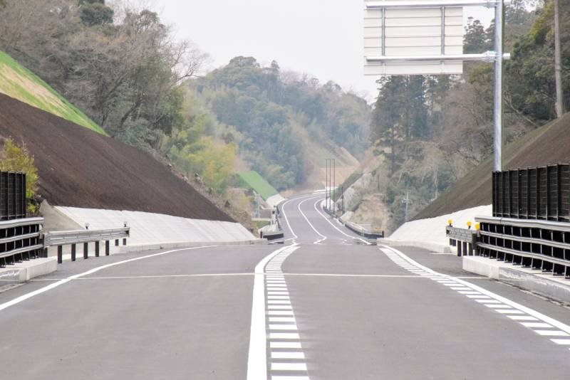 長生グリーンライン茂原到達　新たに２・５キロ開通　圏央道効果を外房へ、残るは７・５キロ
