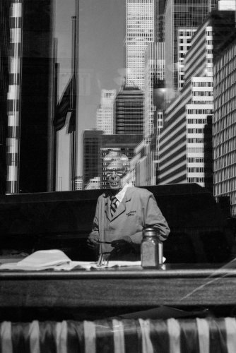 サラ・ファン・ライ＆ダヴィット・ファン・デル・レーウ　〈Ｍｅｔｒｏｐｏｌｉｔａｎ　Ｍｅｌａｎｃｈｏｌｉａ〉より（ｃ）Ｓａｒａｈ　ｖａｎ　Ｒｉｊ＆Ｄａｖｉｄ　ｖａｎ　ｄｅｒ　Ｌｅｅｕｗ
