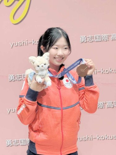 銅メダル中井亜美選手「より成長した姿見せたい」　祝賀会で抱負　流山