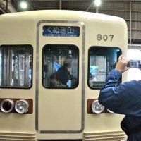 旧車両の運転席にも乗り込んでパチリ
