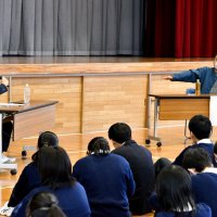 「経験の積み重ねが糧に」　喫茶店経営松本さんが進路講演　香取・佐原白楊高