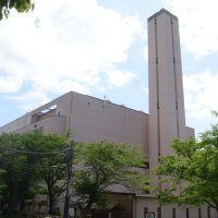 東金市外三市町環境クリーンセンターの外観＝東金市三ケ尻
