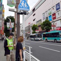 信号ない横断歩道の安全対策　ライト点滅、運転者に注意促す　津田沼駅北口で社会実験