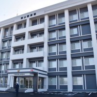 入所女性の顔を複数回殴る　傷害疑い介護士逮捕　館山の障害者支援施設