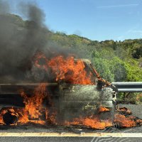 【速報】館山自動車道で車火災発生　軽トラックか、全焼