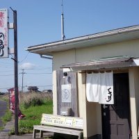 みそ仕立ての滋養めしを提供する「くるり」
