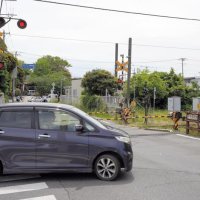 【速報】踏切が１時間半開かず一時渋滞　車両トラブル、警報機も鳴り止まず　銚子電鉄